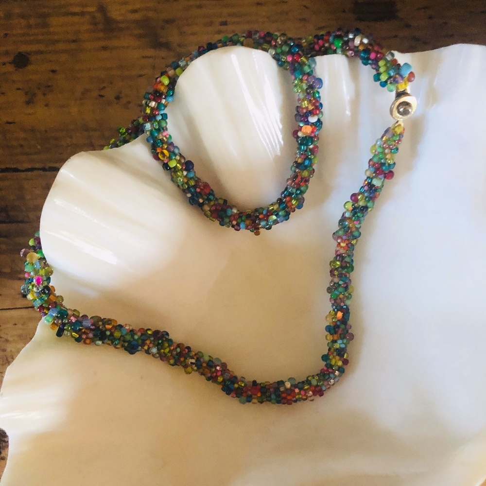 Beaded Necklace and Bracelet Set
